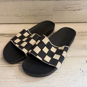 Vans checkered slides